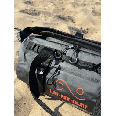 Влагозащищенная сумка-рюкзак BroStuff travel black orange 30l Влагозащищенная сумка-рюкзак BroStuff travel black orange 30l
