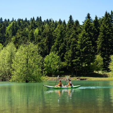 Каяк надувной двухместный с веслами Aqua Marina betta-412 (412x80) Каяк надувной двухместный с веслами Aqua Marina betta-412 (412x80)