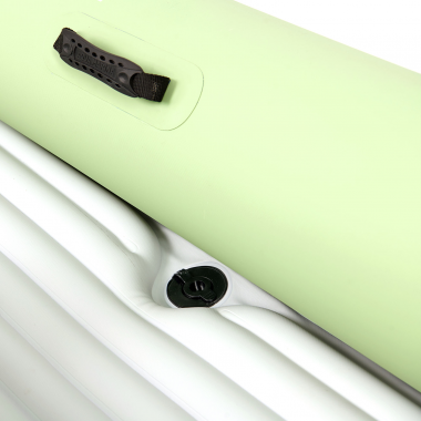 Каяк надувной трехместный с веслами Aqua Marina betta-475 (475х80) Каяк надувной трехместный с веслами Aqua Marina betta-475 (475х80)