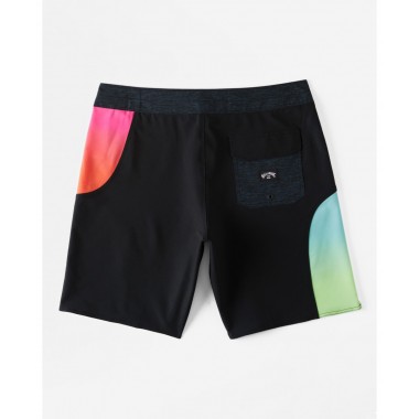 Бордшорты Billabong cylinders pro black Бордшорты Billabong cylinders pro black