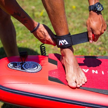 Лиш витой Aqua Marina coil leash 10‘/7mm Лиш витой Aqua Marina coil leash 10‘/7mm