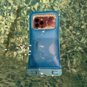 Плавающий чехол для телефона BroStuff Blue